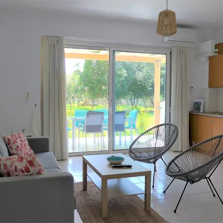 Apartment Plaza *