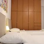 Plaza 아파트
